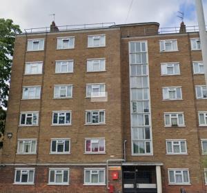 Front view of property