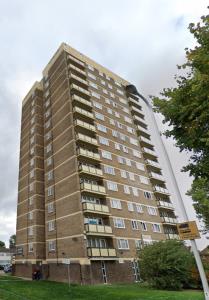 Front view of property