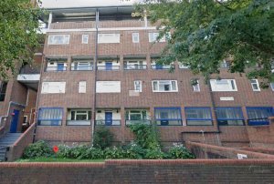 Front view of property